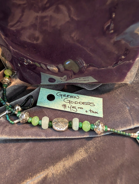GREEN GODDESS   Eyeglass holders & AirPods chains